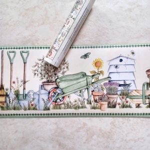 Wallpaper Border Garden Tools & Bee Hives